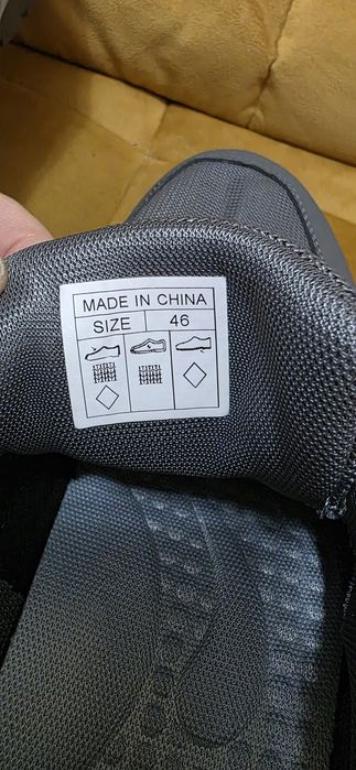 Кросовки мужские 46 размера