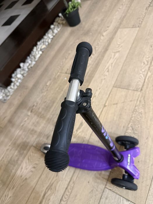 Самокат Micro MAXI