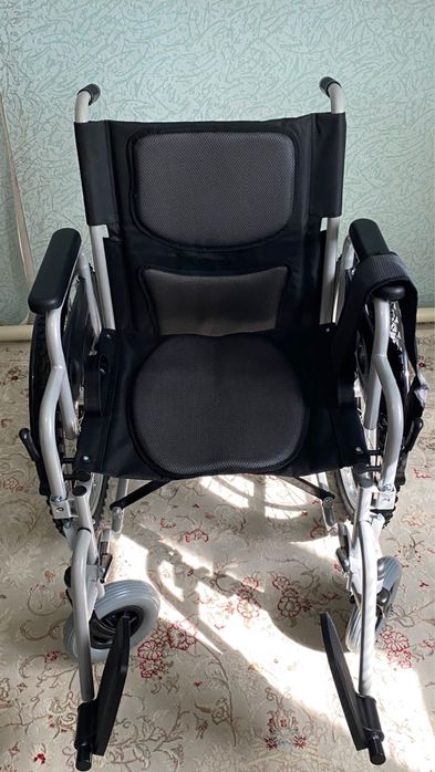 Инвалидная коляска