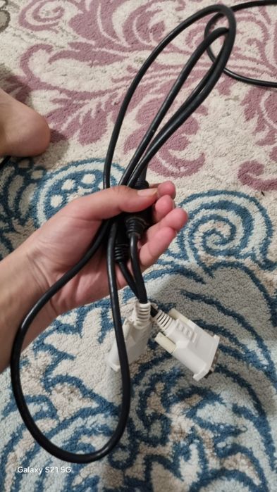 Монитор LG Flatron IPS235 (23", IPS, Full HD)