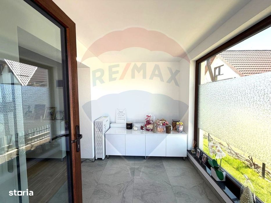 Casă / Vilă cu 4 camere de vânzare comuna HEMEIUȘ