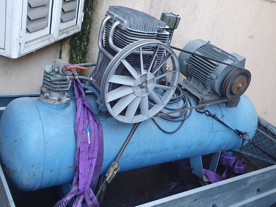 Въздушен компресор 400V с ABAC B7000 глава