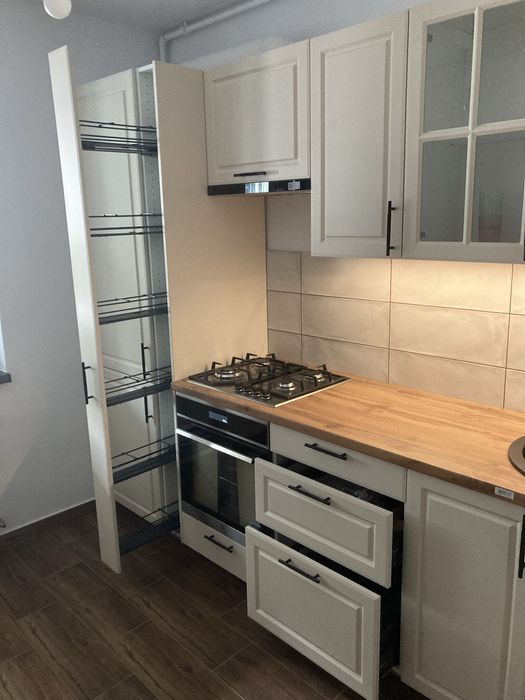 Montez plita indictie. inversare deschidere usa frigider. Montaj hota