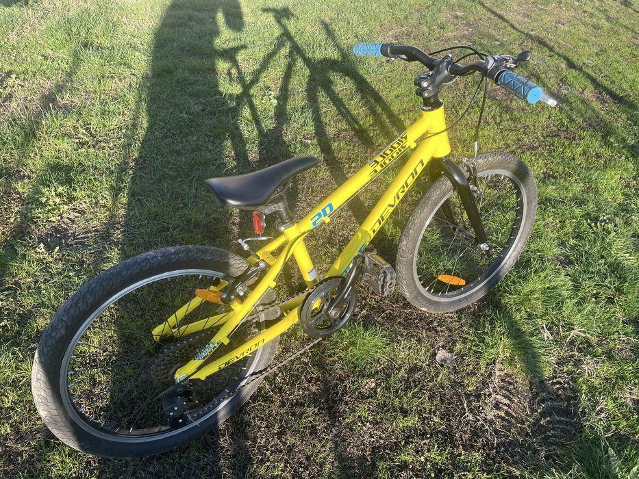 Bicicleta DHS Devron 20 inch(50 centimetrii) cadru aluminiu