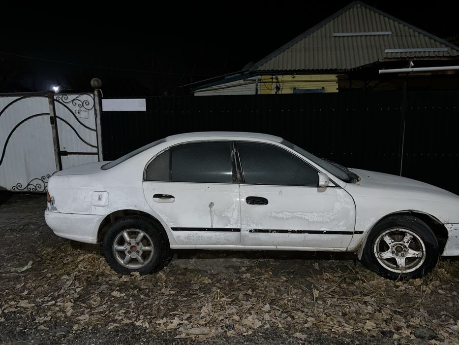 Продам mitsubishi eterna v6