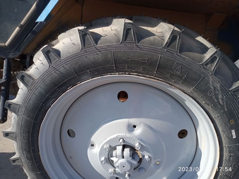 Беларус МТЗ 82 трактор