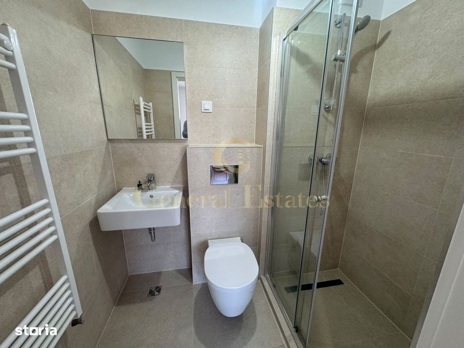 Apartament 3 camere de vânzare – Tractorul / Coresi, Brașov |