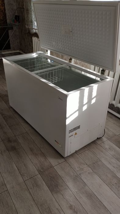 Морозильный ларь MIDEA