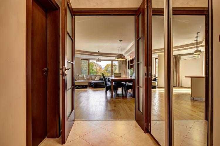 Продава се Тристаен апартамент в София, Дружба 1 - 107 кв.м за 858 €/кв.м - Снимка #17