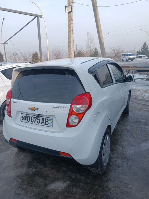 Spark Yili 2011 yurgani 493 ming