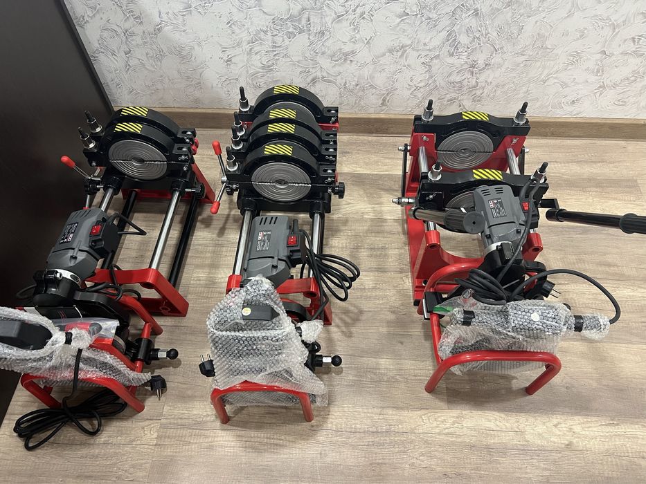 Стыковой аппарат для пайки пластиковых труб