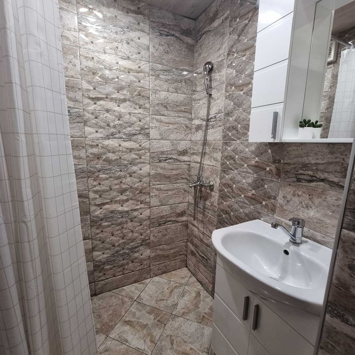 Дава се под наем Четиристаен апартамент в к.к. Слънчев ден - 93 кв.м за 612 € - Снимка #7