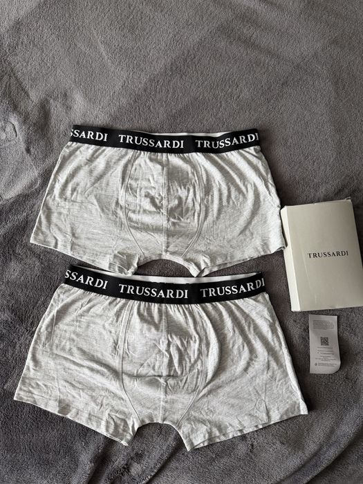 Trussardi set 2 boxeri barbatesti gri cu banda elastica neagra mărimea L noi originali