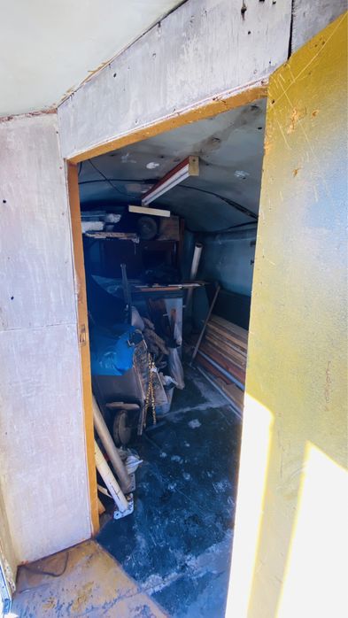 Фургон подвижен + ремарке на колела !