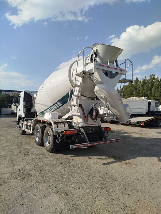 Mikser (Автобетономиксер) HOWO-T7S 6x4 - 10 куб.м