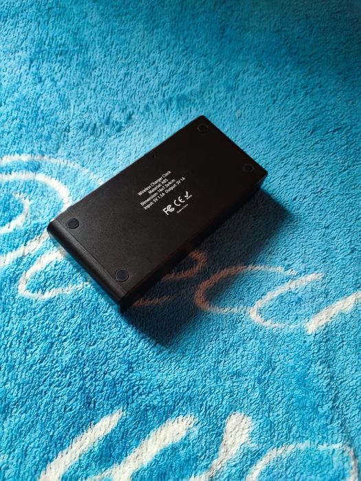 Ceas cu încărcare wireless