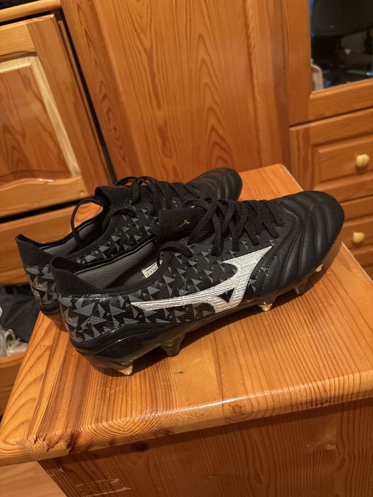 Mizuno morelia neo AG