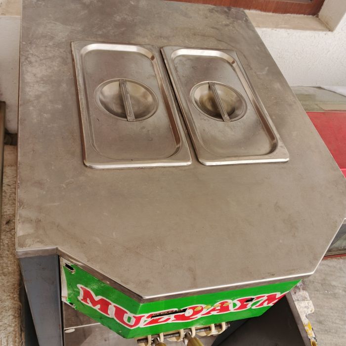 Muzqaymoq aparati lavash pech
