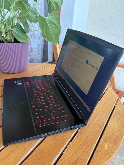 Лаптоп MSI Notebook