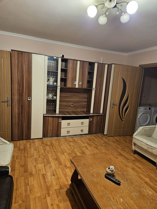 Ap. 2 camere, etaj 1, micro 16