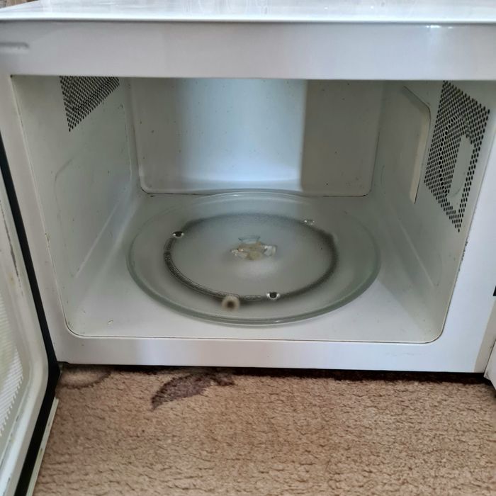 Микроволновая печь СВЧ