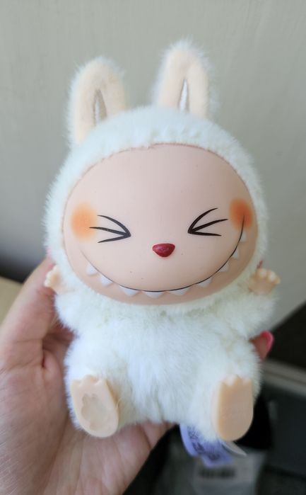 Labubu/Лабубу чисто нови