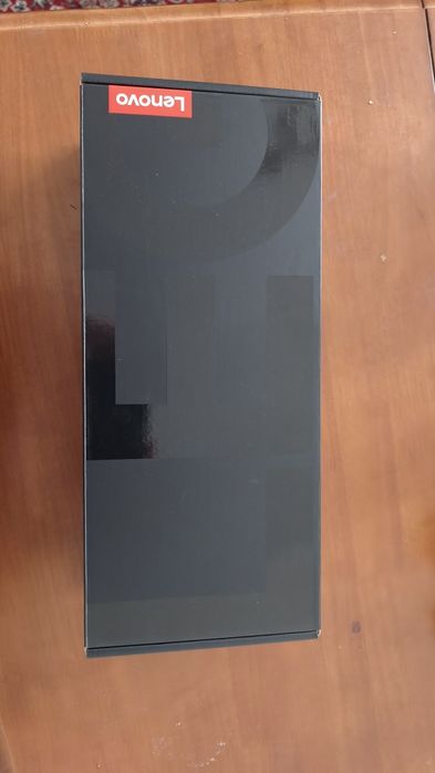 Lenovo Legion Go Z1 Extreme / 16GB / 512GB + аксесоари (Приемам интересни бартери)
