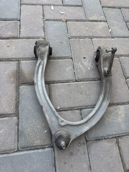 Рычаг передний на W221