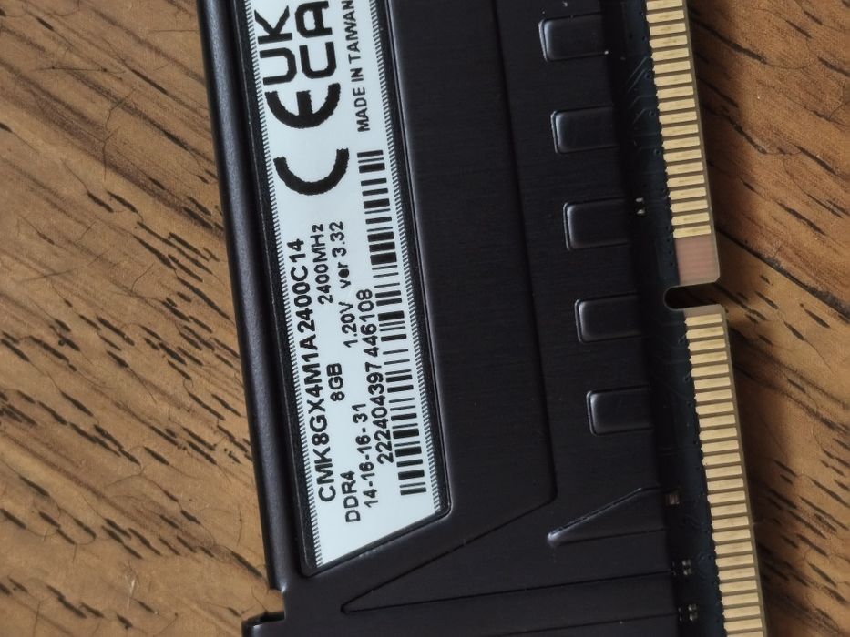 Vand DDR 4  32+8 Gb Vengeance