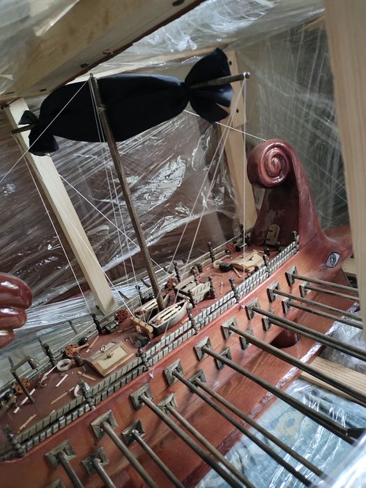 Продам корабль,ручная работа новый