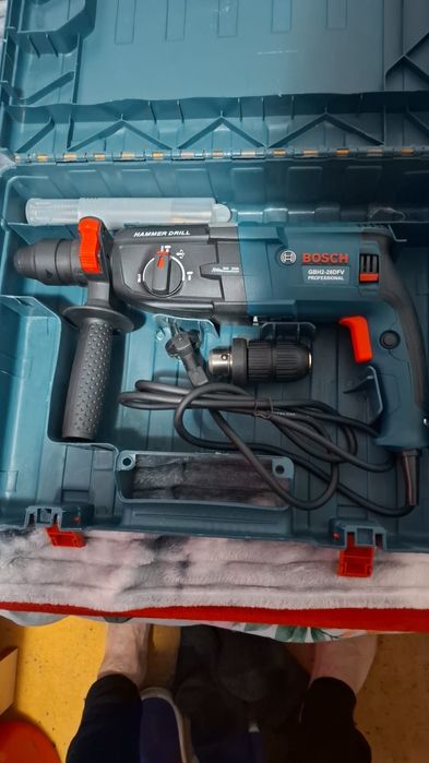 Bosch GBH 2-28 DFV – NOU! Vine cu valiza originala + spiral, dalta etc