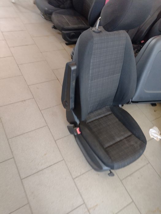 Scaun(bancheta) simplu pasagerMercedes vito 2016