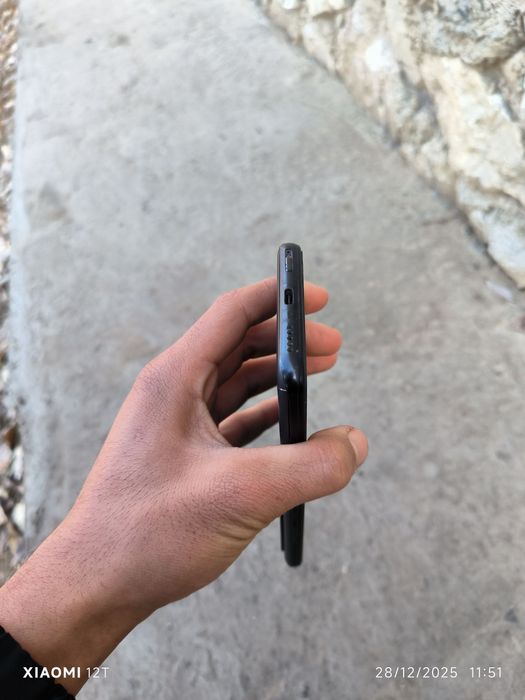 Xiaomi 12T sotiladi