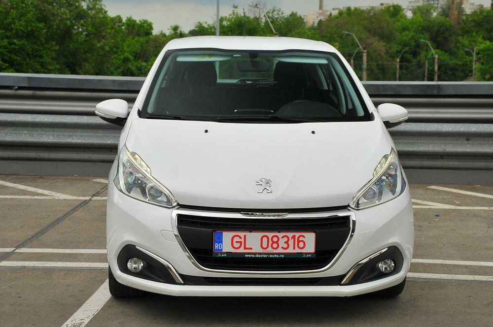 Peugeot 208,an fab 2018,1.5 diesel,bine intretinuta!