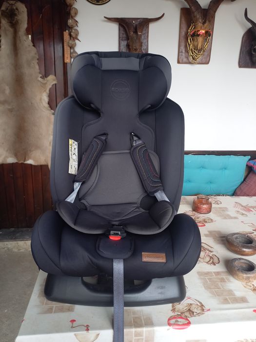 Детски стол за кола Chipolino