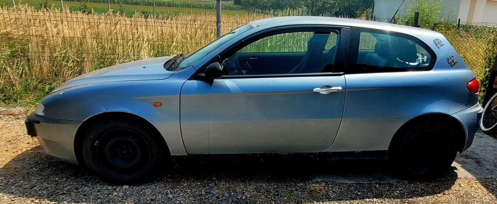 Alfa Romeo   147