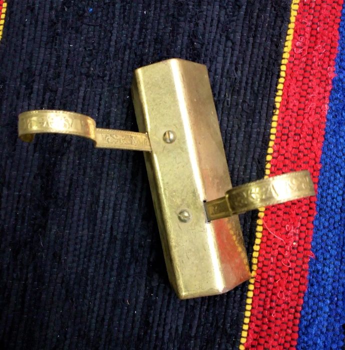 Красиви Стари Свещници Желязо Месинг - РАЗГЛЕДАЙТЕ!