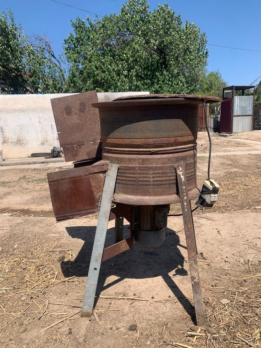 Дробилка для сены и зерна