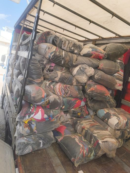 Дрехи втора употреба на едро