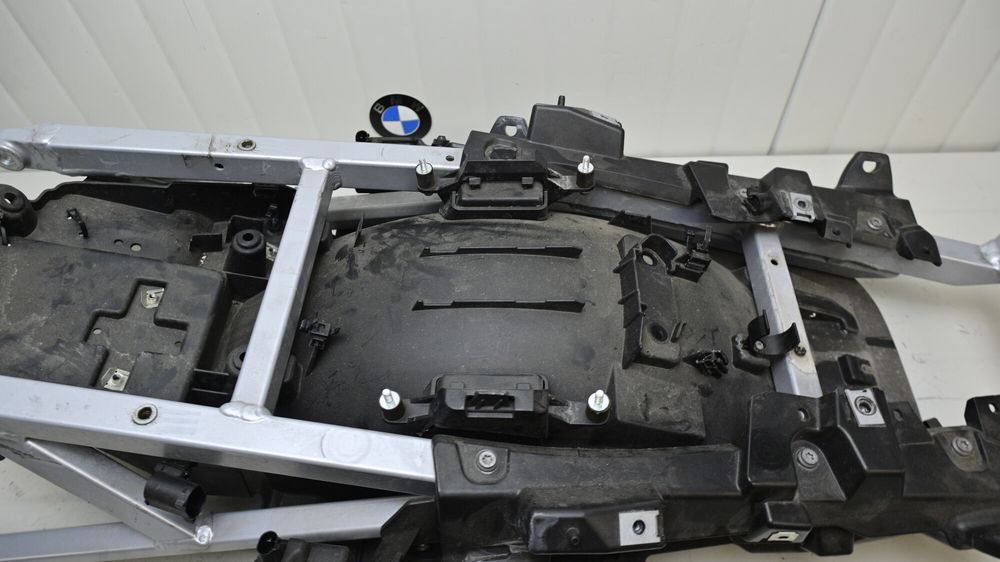 Cadru Codita Spate Cu Undertail Si Suporti Bagaj BMW R1200RT /