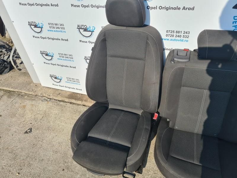 Scaune fata cu incalzire sport bancheta Opel Astra J Facelift