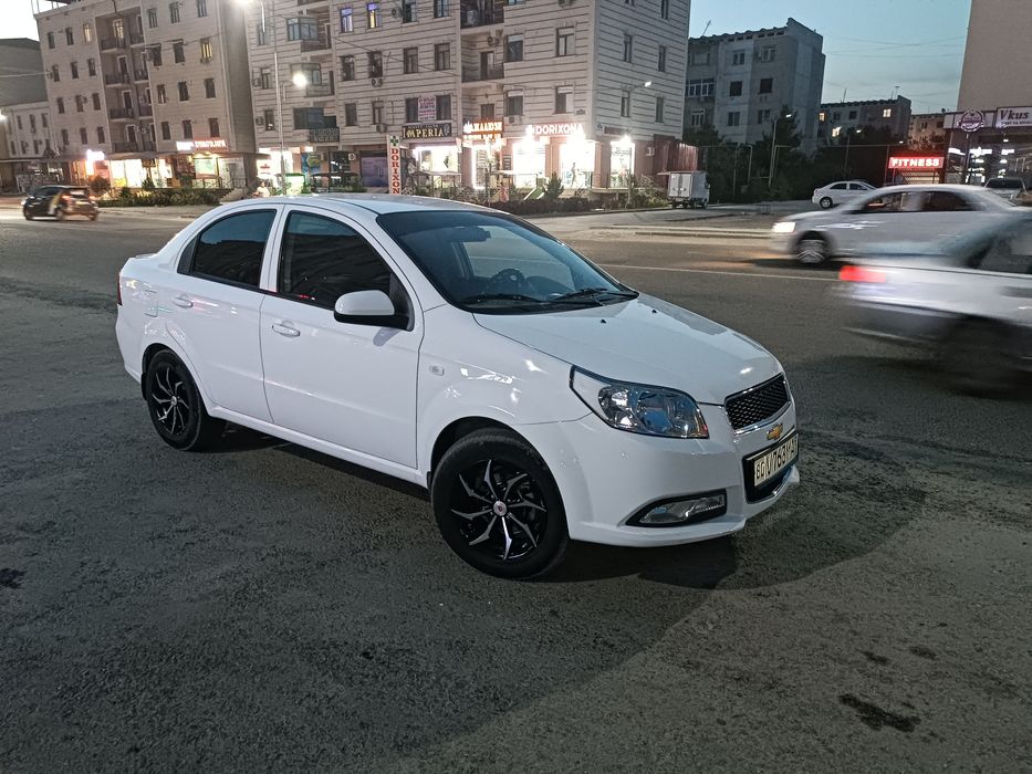 Nexia 3 legenda  sotiladi avtomat karopka