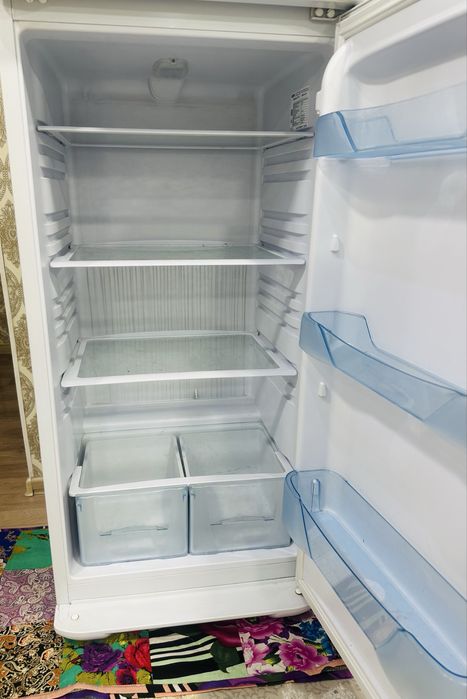 Холодильник бирюса