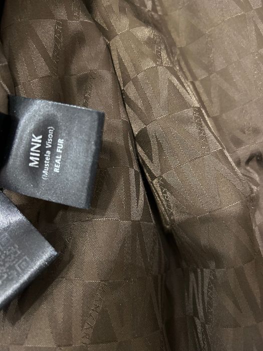 Норковая шуба, Греция