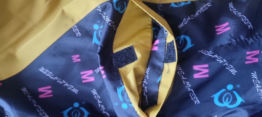 Зимняя куртка (женская)