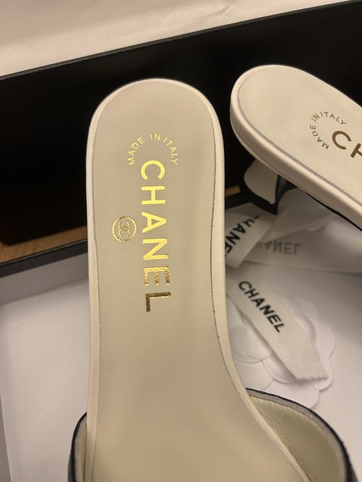 Papuci Chanel piele naturala 100% pe stoc marimea 41