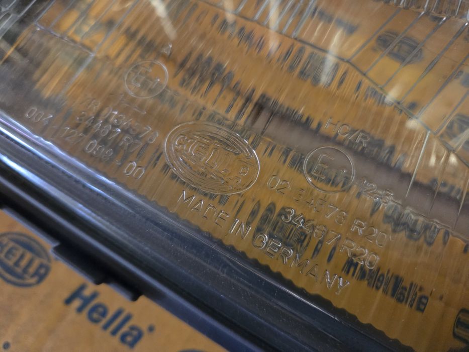 ОРИГИНАЛНИ стъкла за фарове  mercedes C class w202  w210 w140 190