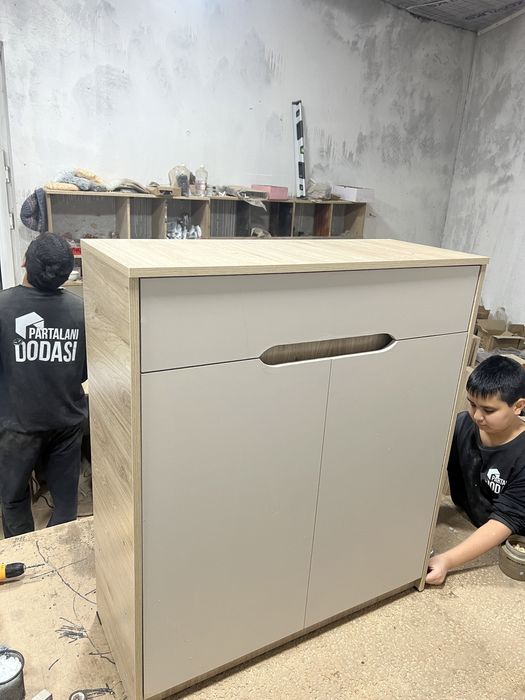 Под обувь oyoq kiyim uchun podobuv polka