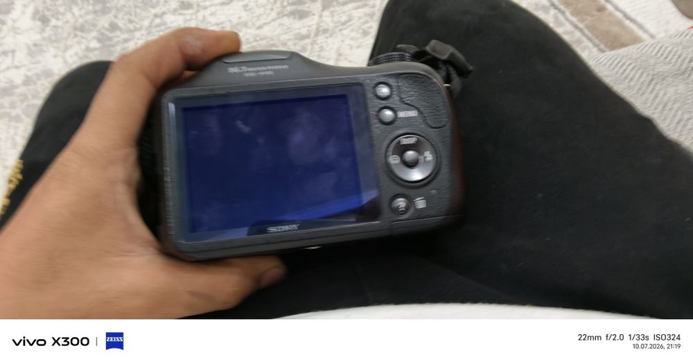 Sony Cyber-shot DSC-H300 сатылады!