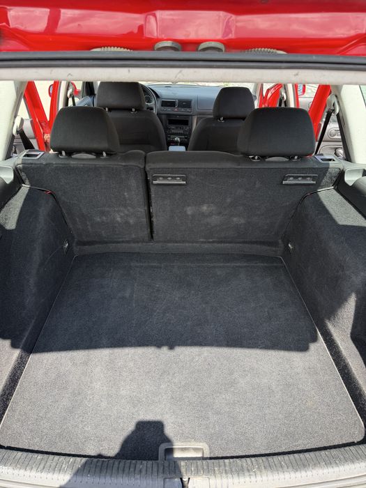 Vând golf 4 combi